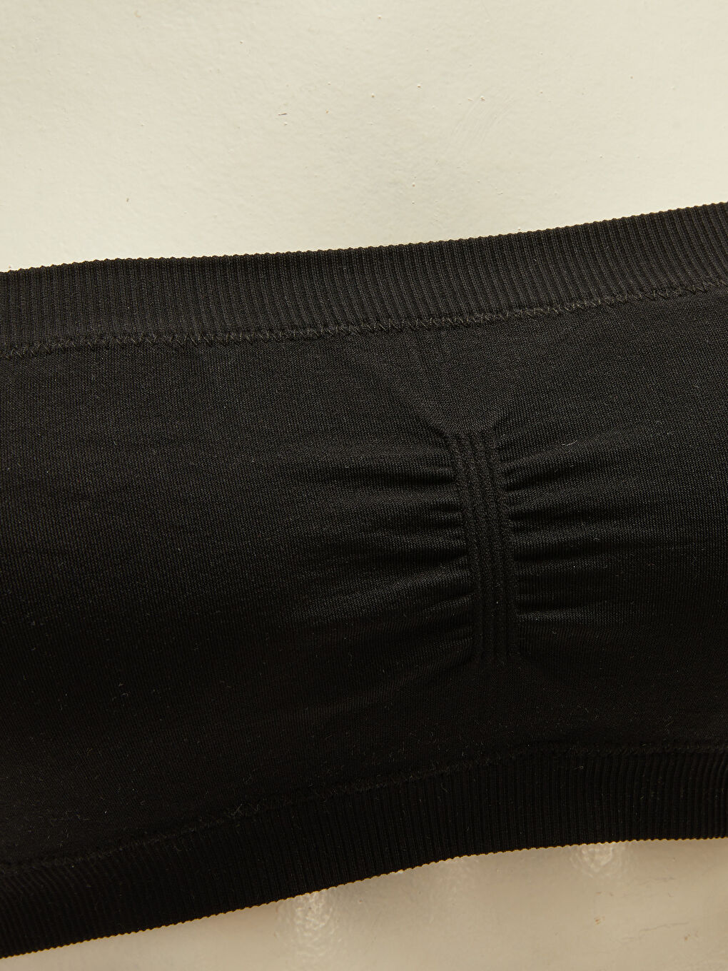 Siyah Balensiz Dolgusuz Düz Straplez Sütyen-2