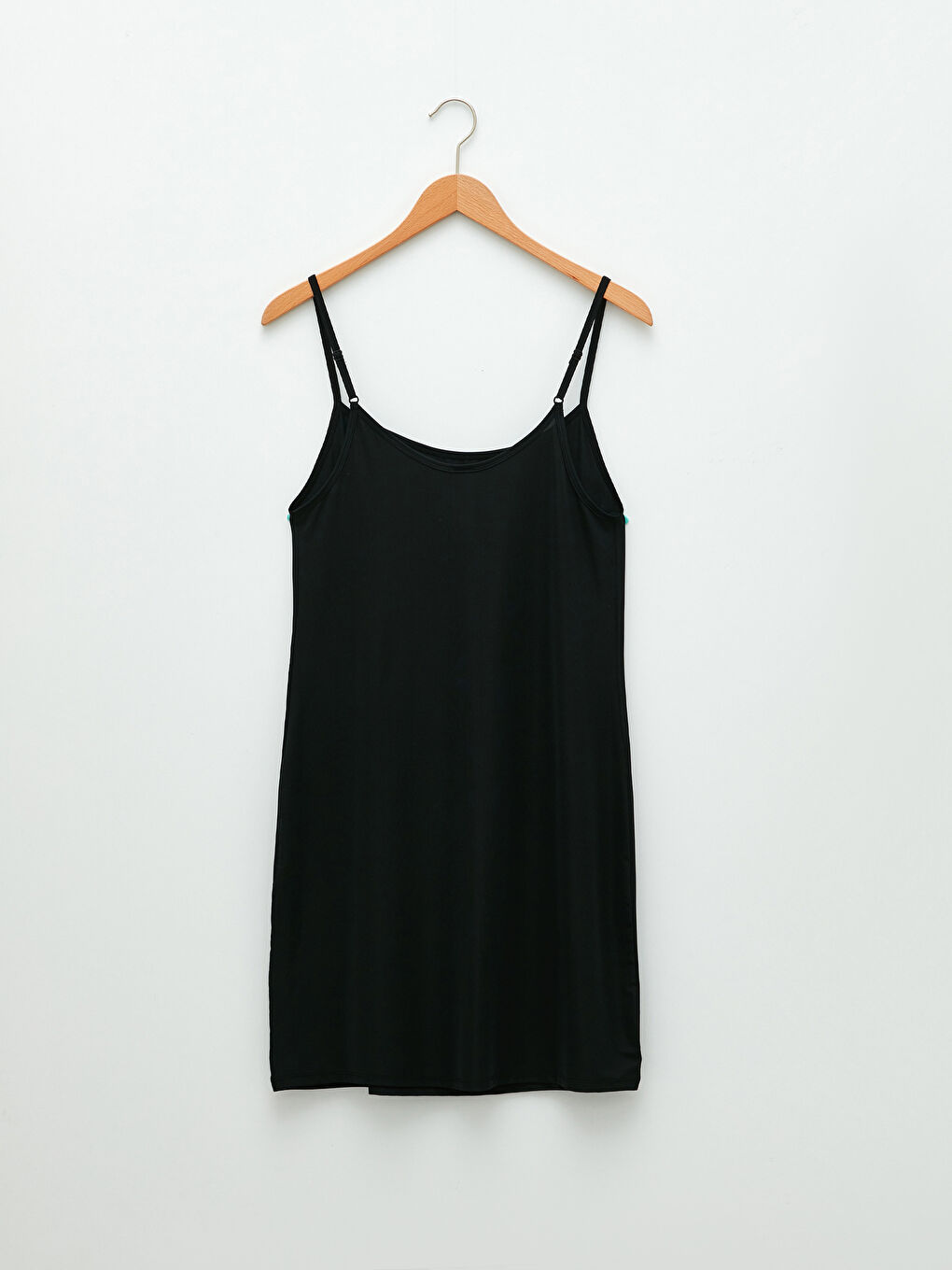 Siyah Kadın U Yaka Askılı Düz Jüpon-1