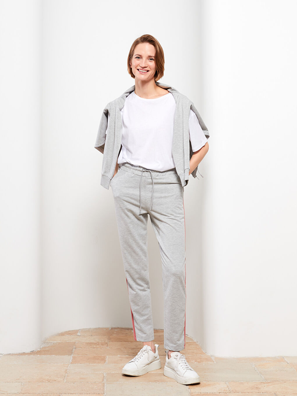 Elasticated Waist Printed Women's Sweatpants-1