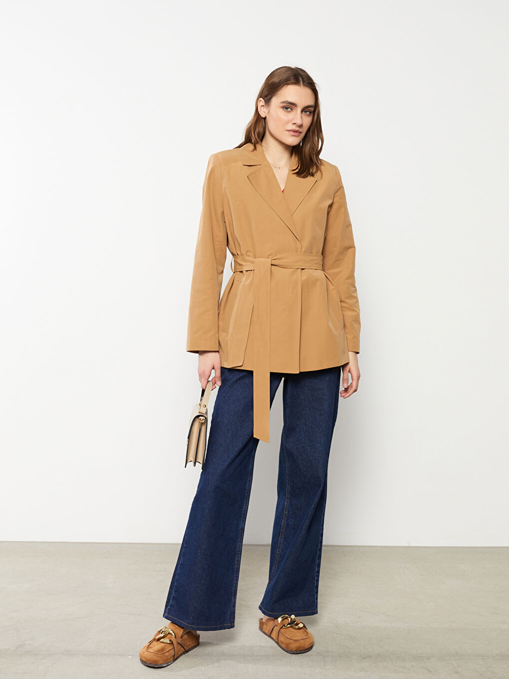 Bej Ceket Yaka Düz Uzun Kollu Kadın Trençkot