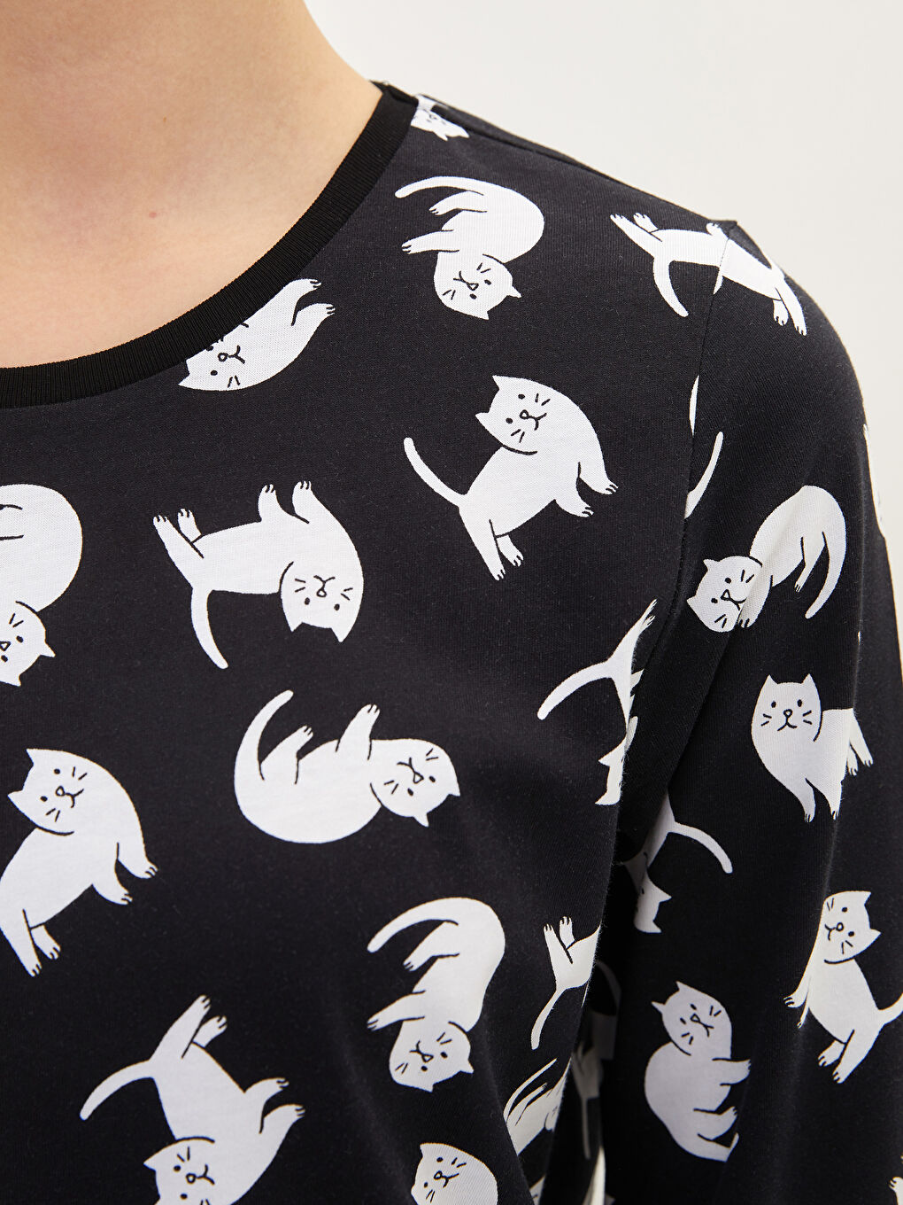 Set de pijama din bumbac cu mânecă lungă imprimată și guler rotund pentru femei-3