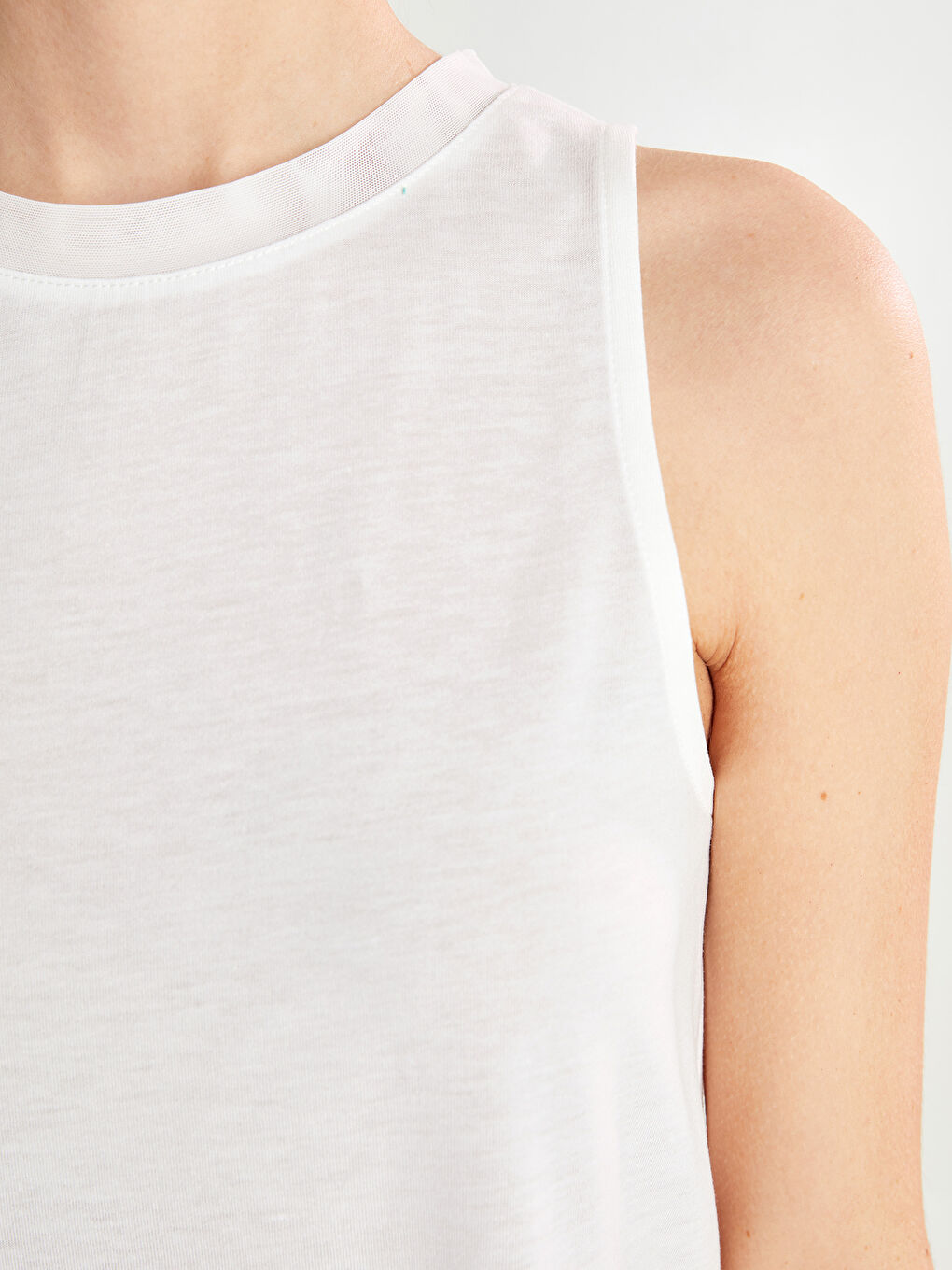Women's Crew Neck Regular Sports Singlet -S27127Z8-EEW