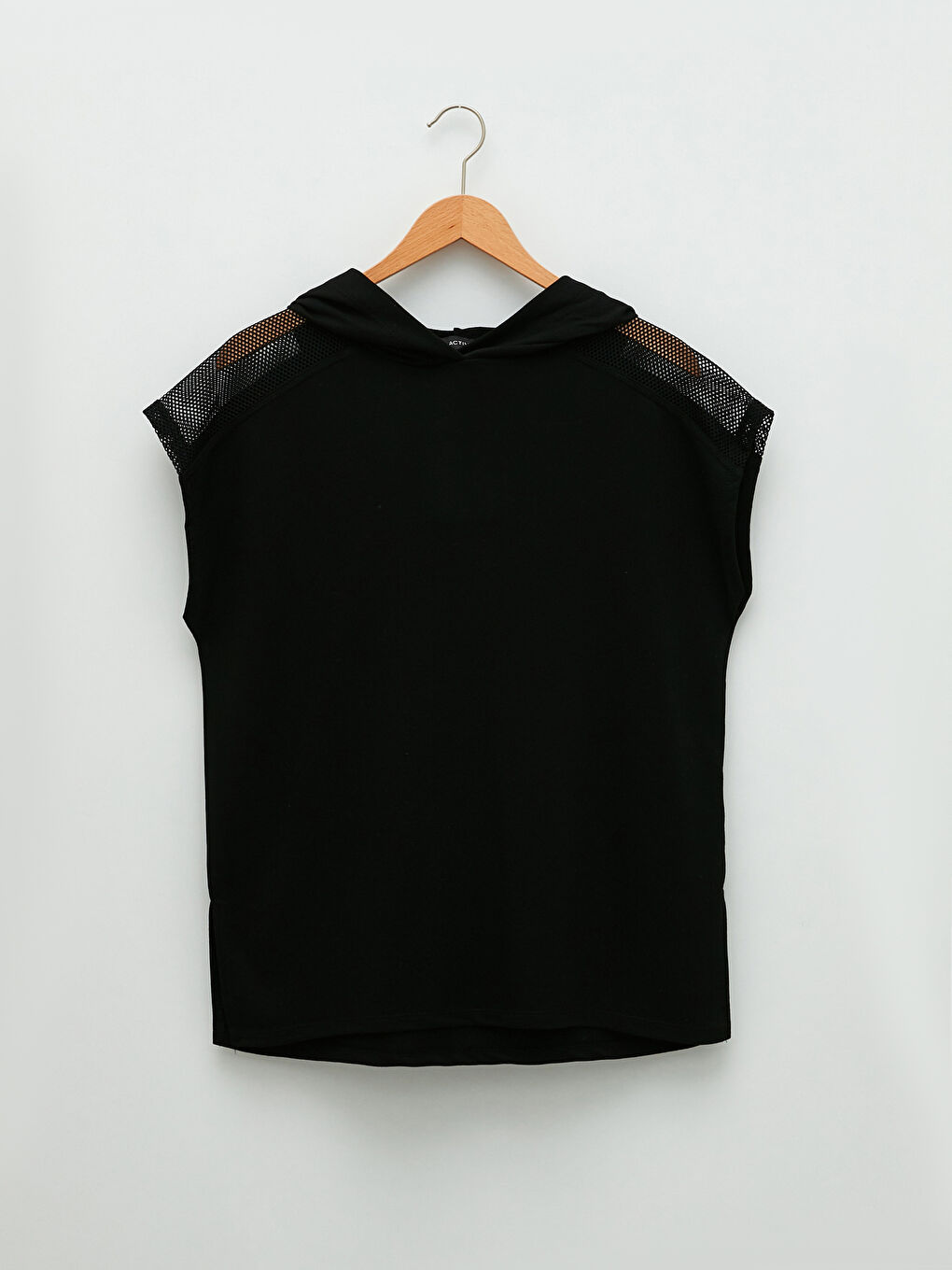 Siyah Kapüşonlu File Detaylı Kadın Spor Tişört-5