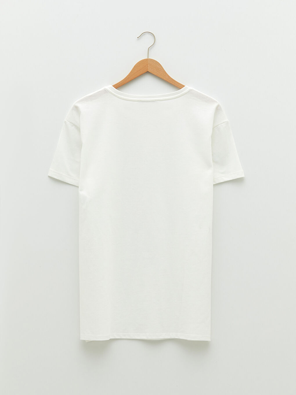 تيشيرت رياضي نسائي بأكمام قصيرة سادة برقبة دائرية-6