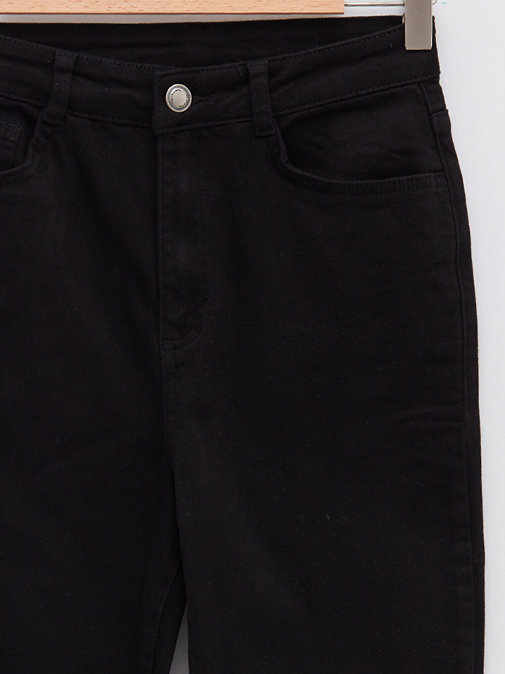 LCW Vision Pantalone za Žene Keper Uskog Kroja sa Ravnim Nogavicama i Džepovima -S27143Z8-CVL