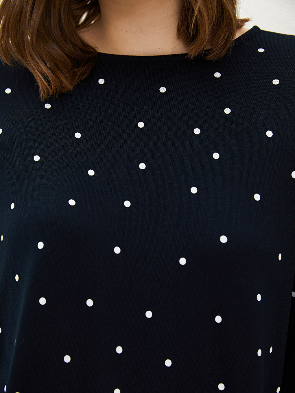 Lacivert Bisiklet Yaka Puantiyeli Uzun Kollu Viskon Kadın Tişört-3