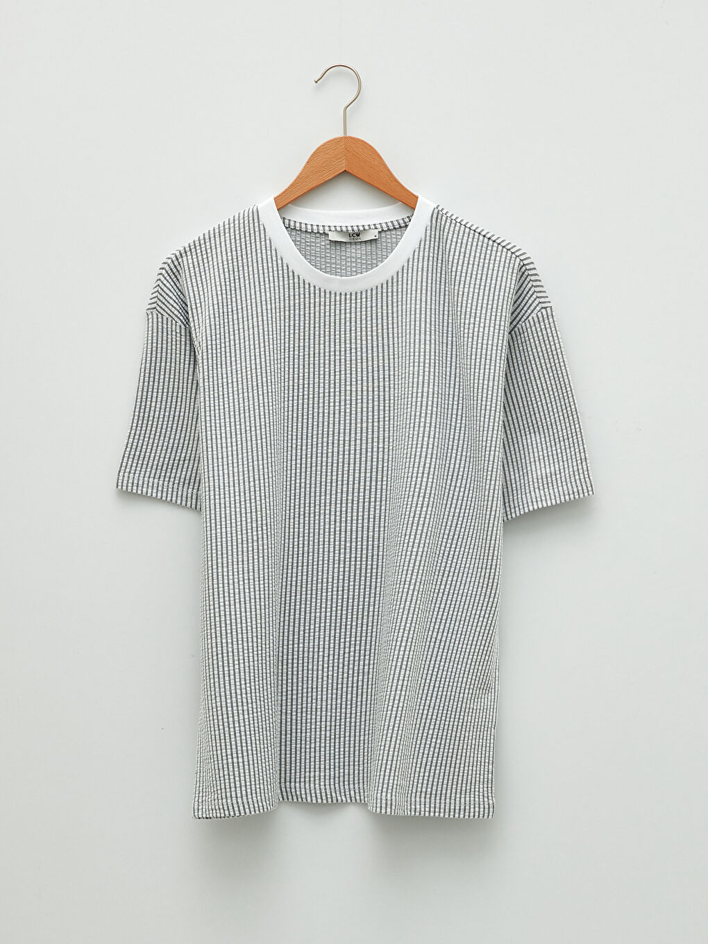 Siyah Bisiklet Yaka Kısa Kollu Çizgili Penye Erkek Tişört-5