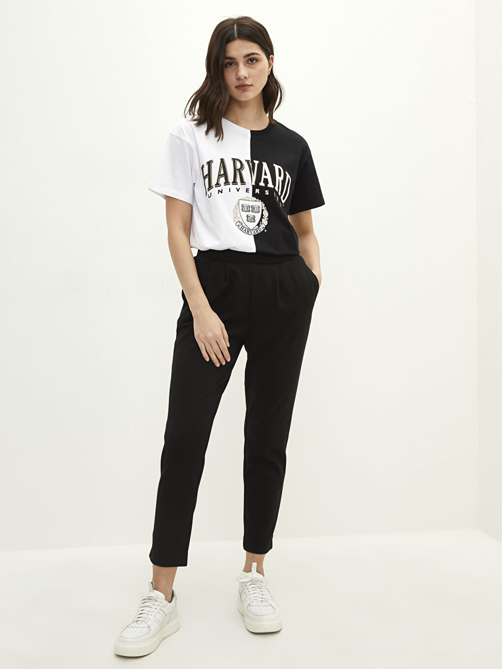 Siyah Beli Lastikli Düz Cep Detaylı Kadın Pantolon-1