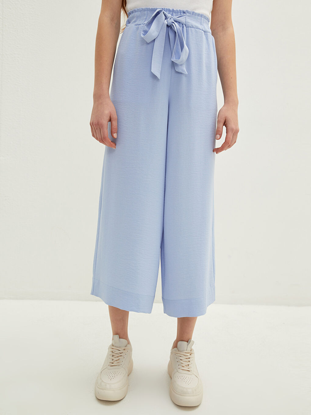 Әйелдерге арналған белінде бауымен толықтырылған резеңкелі капри шалбар-3