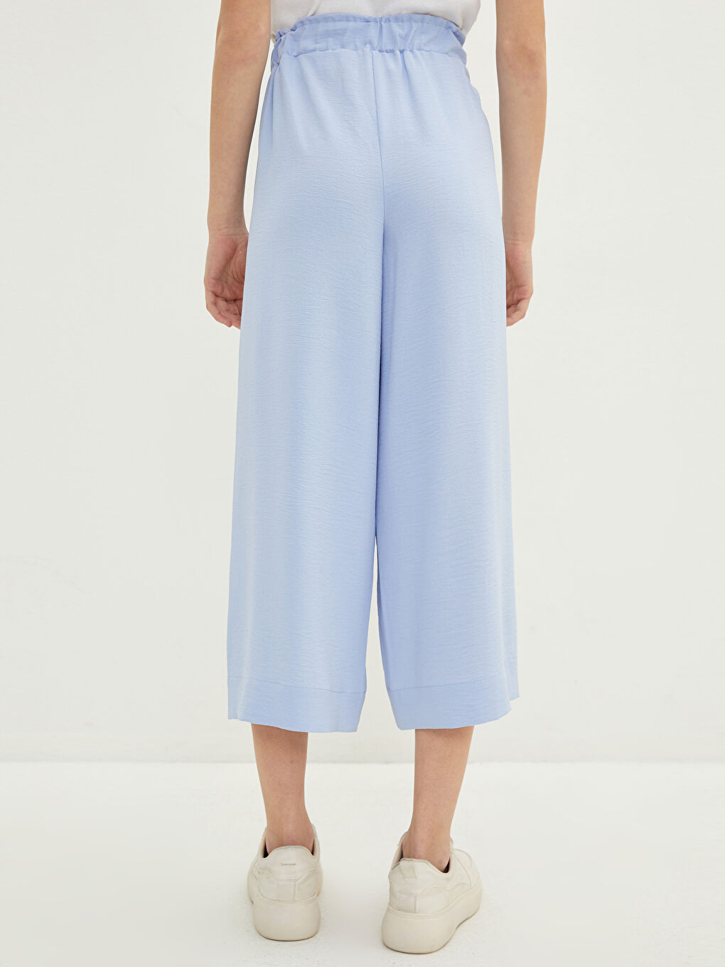 Әйелдерге арналған белінде бауымен толықтырылған резеңкелі капри шалбар-4