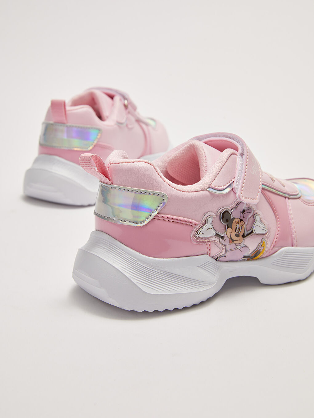 Minnie Mouse Licensed Lace-Up Hook and Loop Girls' Sneakers-4