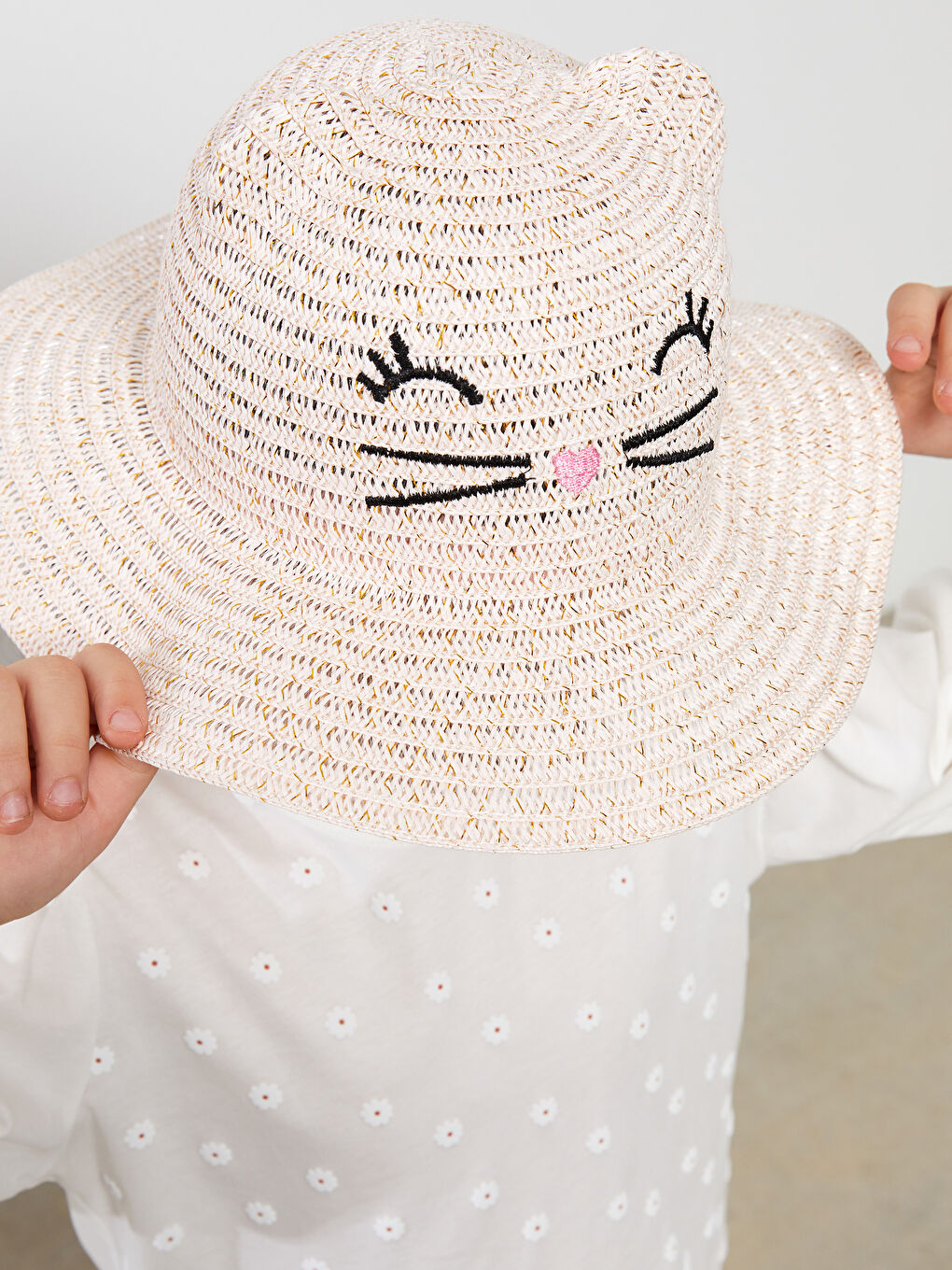 LCW ACCESSORIES Cat Embroidery Detail Girl's Straw Beach Hat -S27401Z4-FEJ