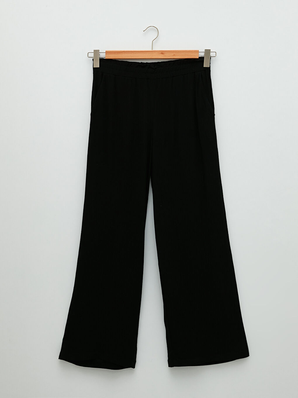 LCWAIKIKI Basic Elastic Waist Straight Pocket Detailed