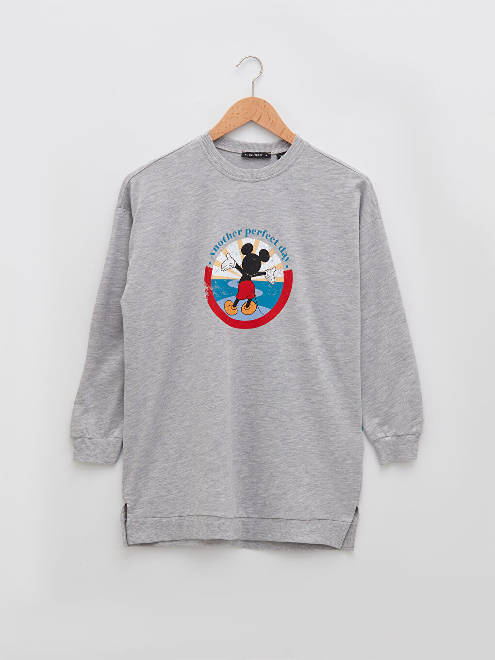 Crew Neck Mickey Mouse Printed Long Sleeve Ovesize Women's Sweatshirt Tunic-5