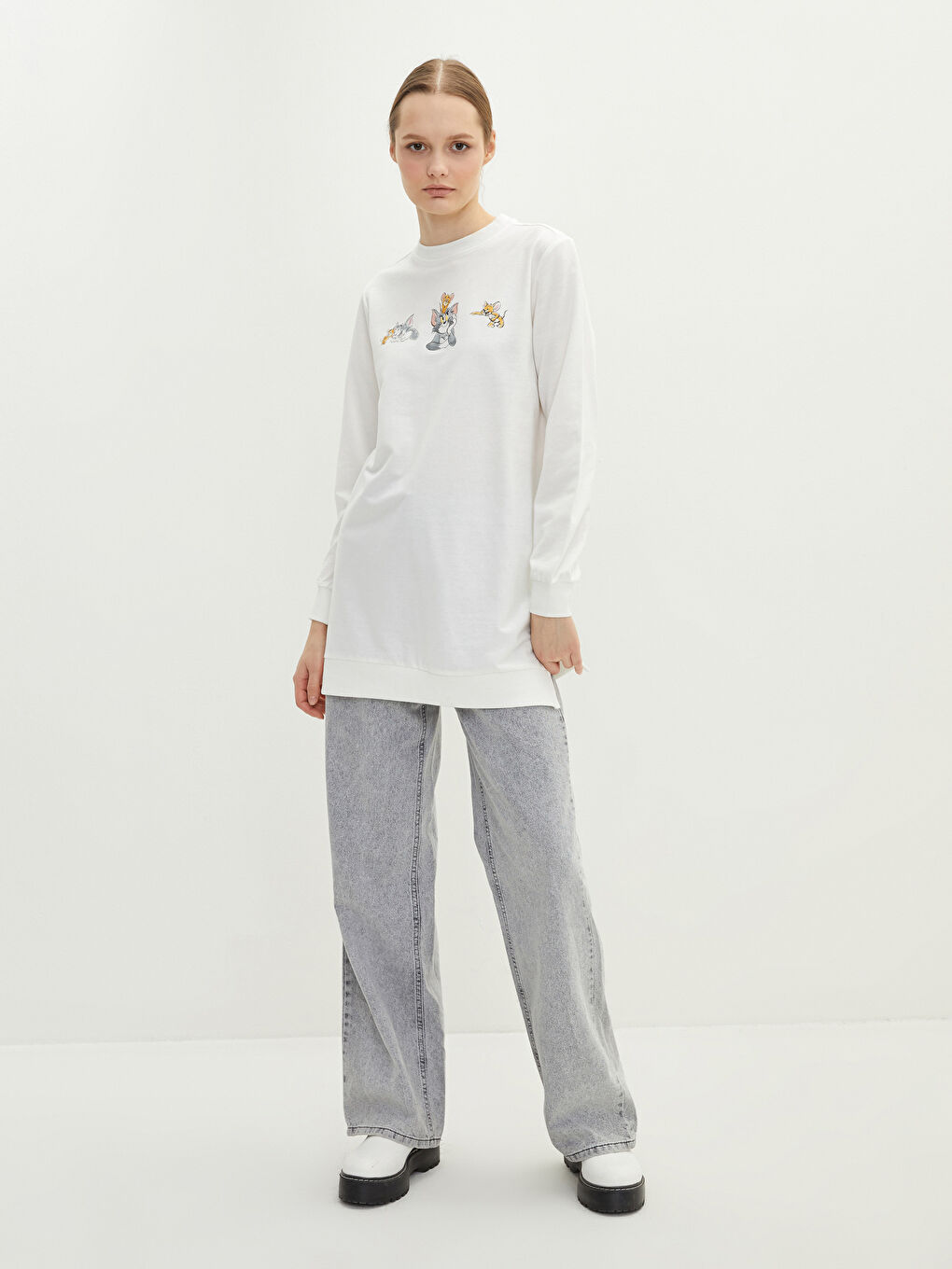 Crew Neck Tom&Jerry Printed Long Sleeve Women's Sweatshirt Tunic-1