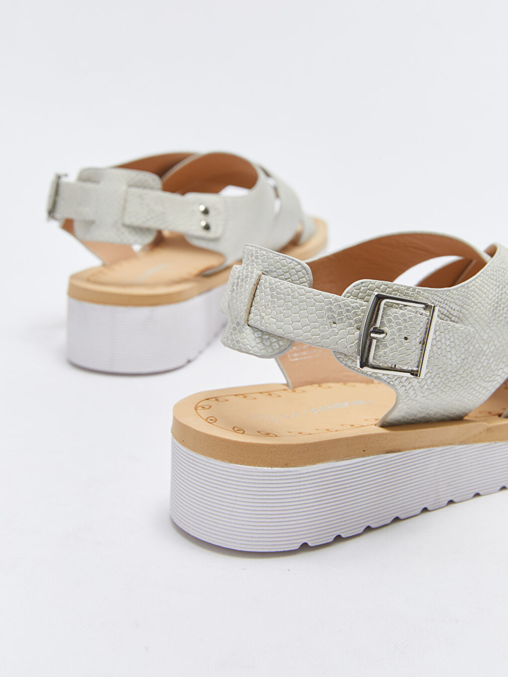 Gemusterte Damen Sandalen mit gekreuzten Riemen-4