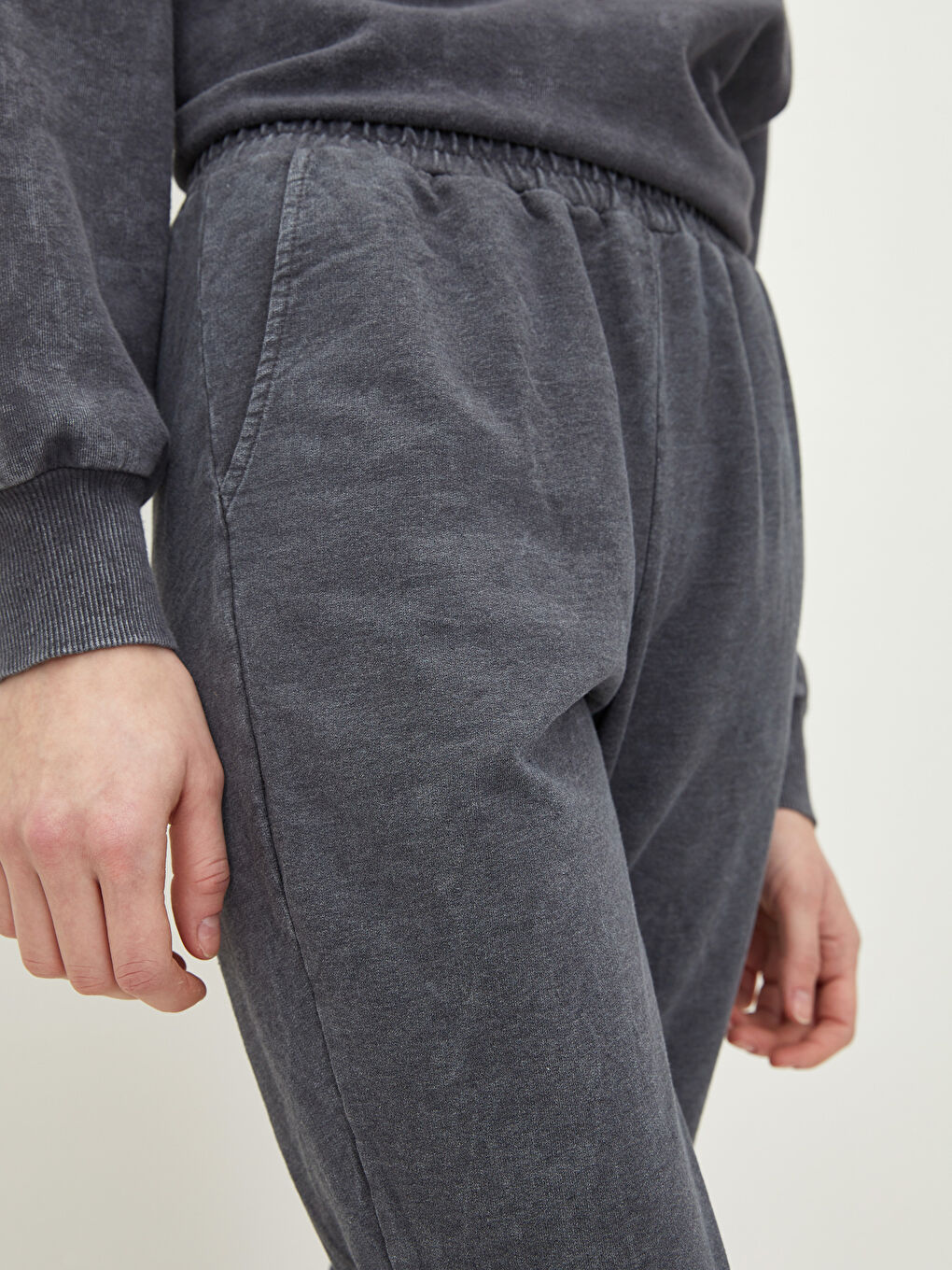 LCW Vision Elastic Waist Regular Pocket Detailed Women's Jogger Sweatpants -S27609Z8-D7P