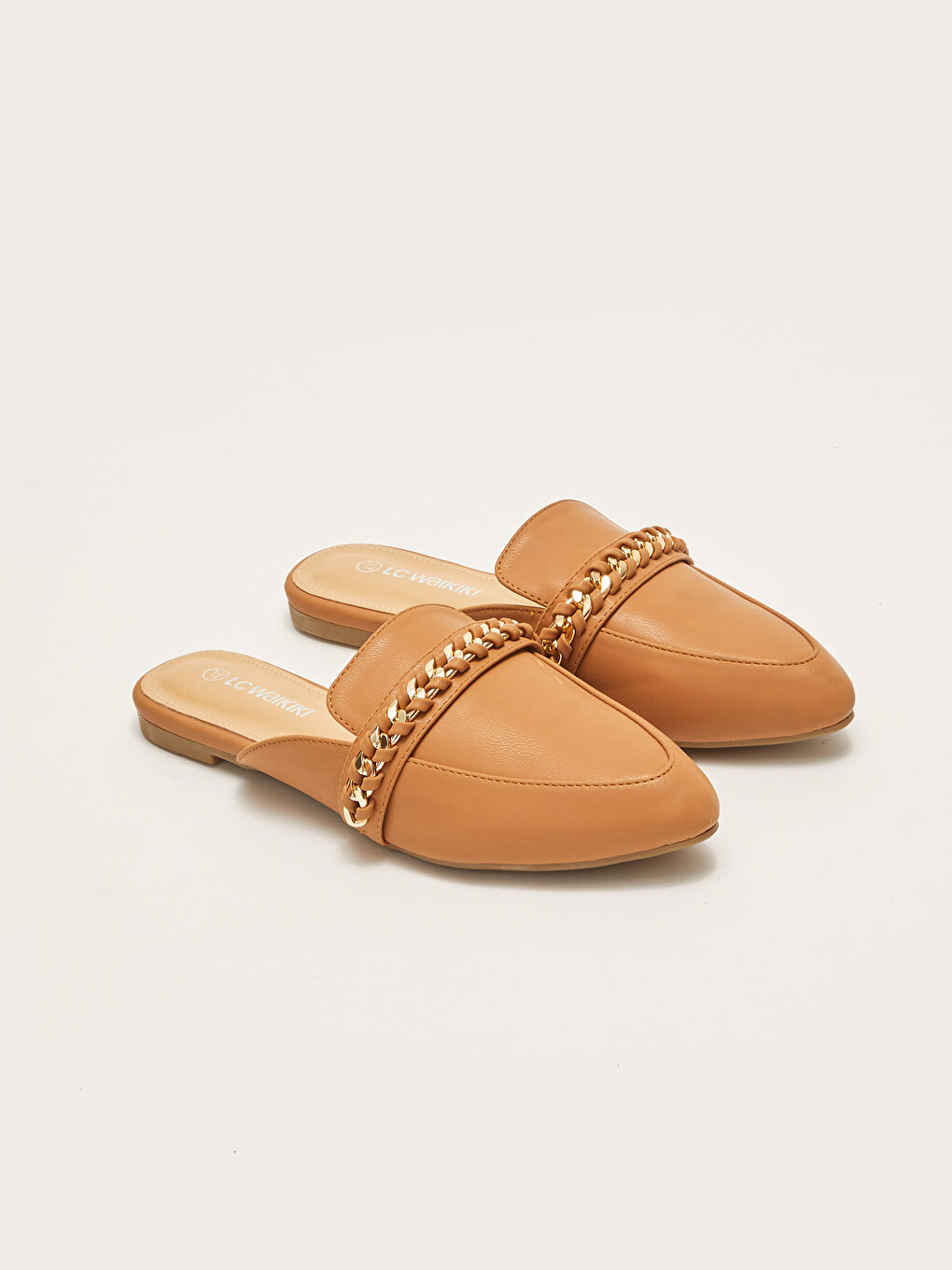 Kahverengi Deri Görünümlü Zİncir Şeritli Kadın Terlik