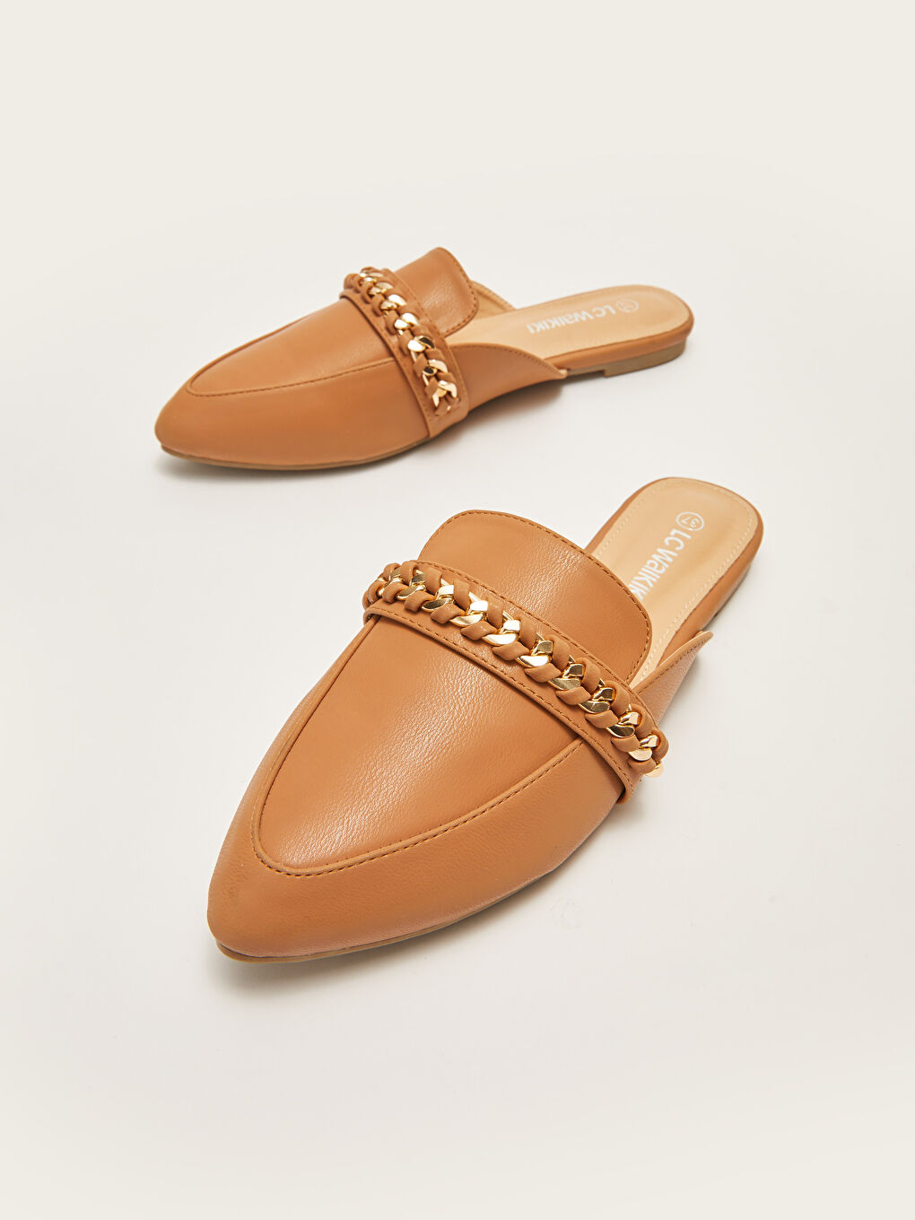 Kahverengi Deri Görünümlü Zİncir Şeritli Kadın Terlik-2