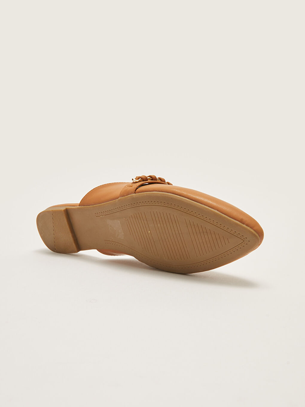 Kahverengi Deri Görünümlü Zİncir Şeritli Kadın Terlik-3