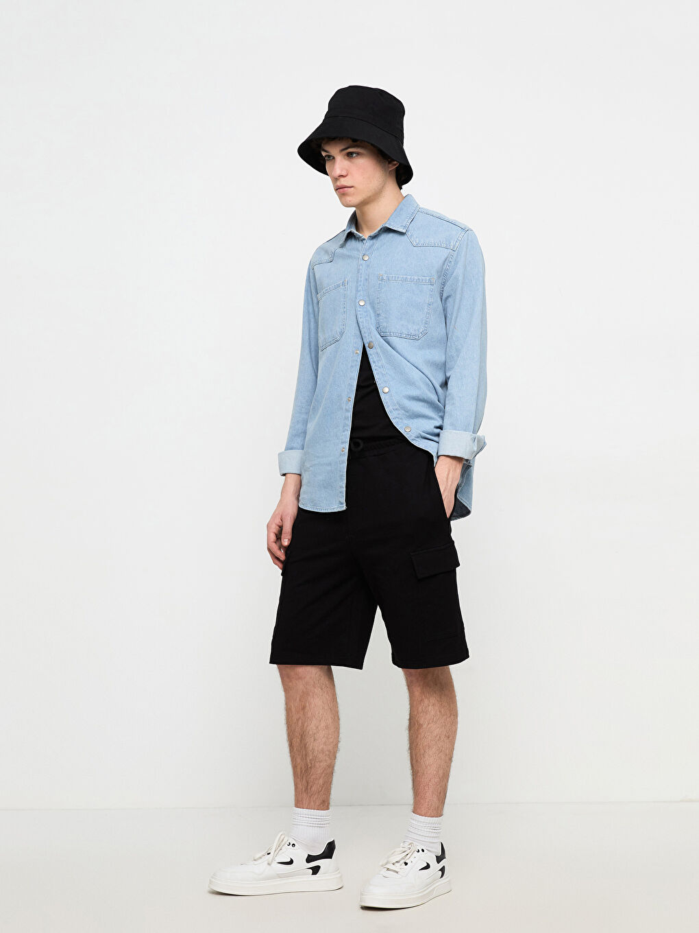 Slim Fit Men's Cargo Shorts