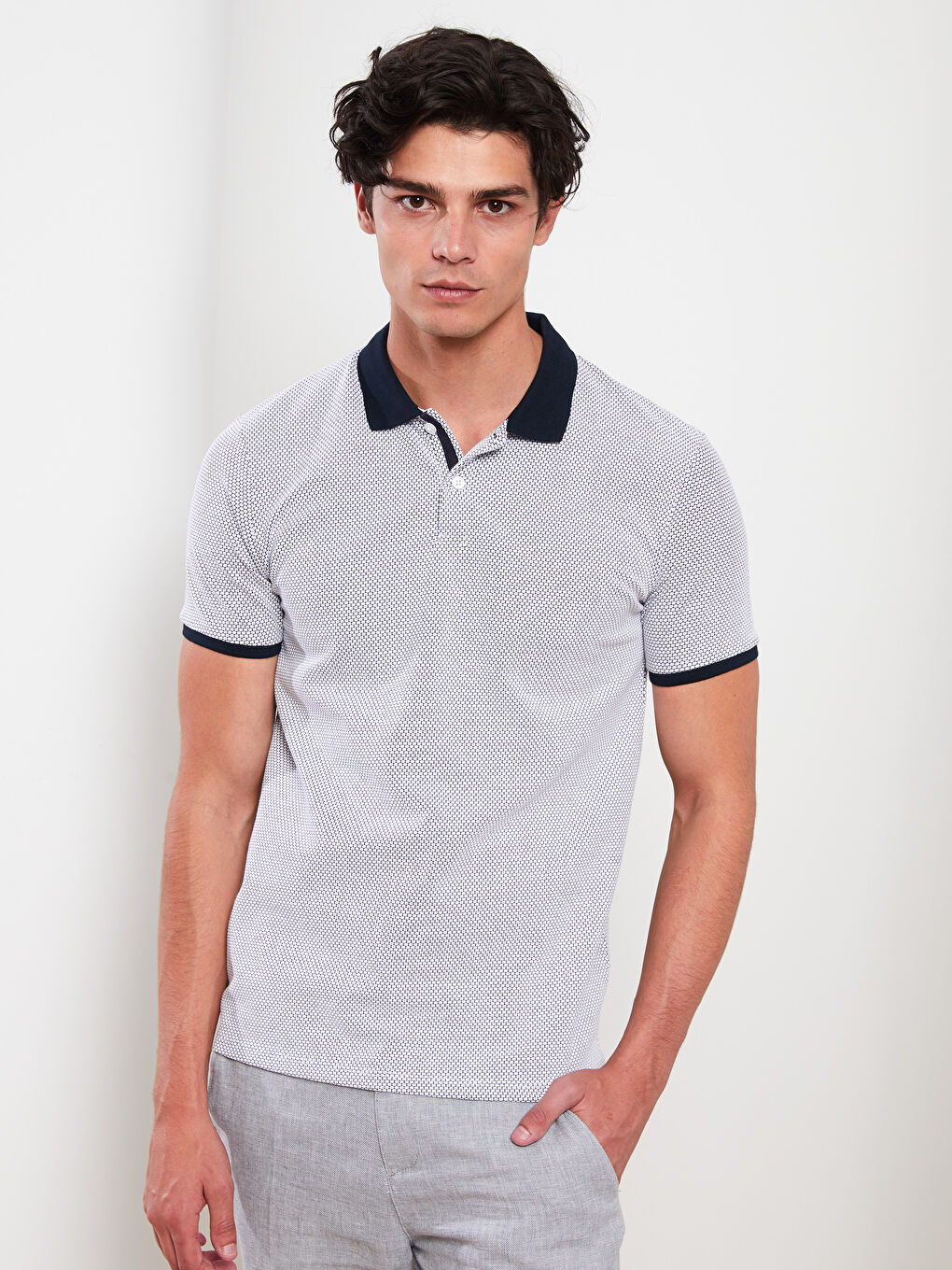 Beyaz Polo Yaka Kısa Kollu Basic Erkek Tişört-2