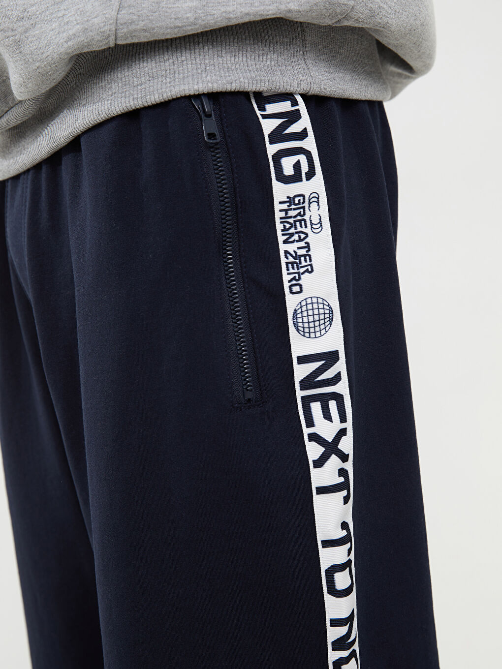 Lacivert Standart Kalıp Baskılı Erkek Şort-3