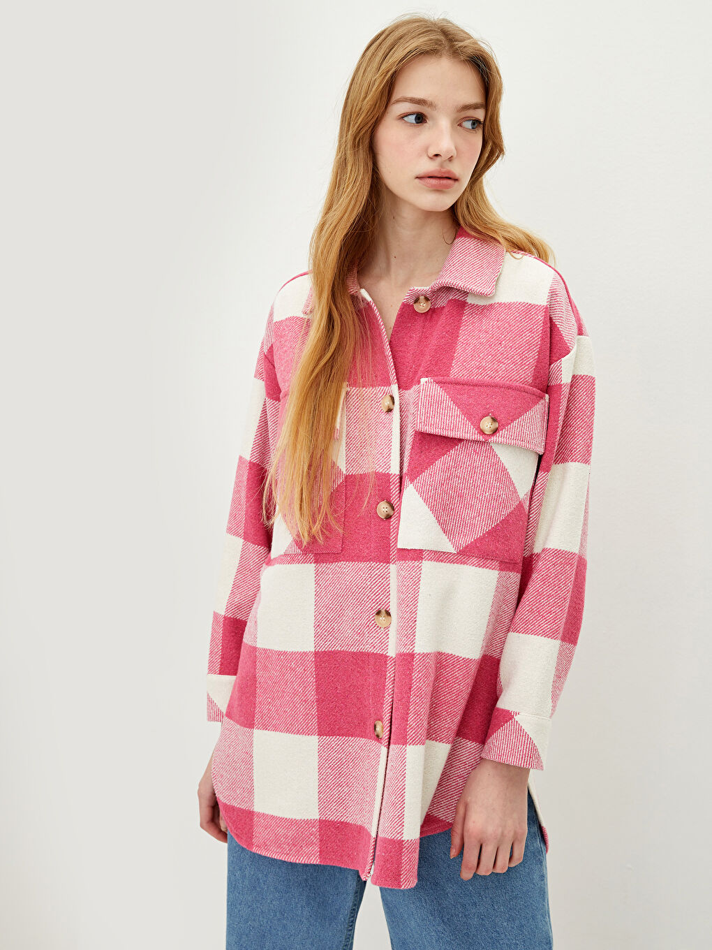 Pembe Önden Düğme Kapamalı Ekose Uzun Kollu Gabardin Kadın Gömlek Ceket