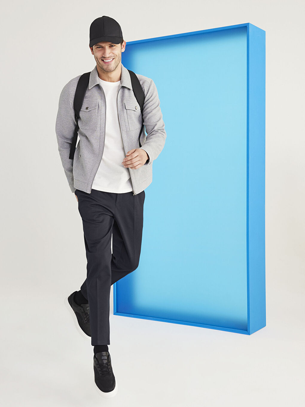 Pantaloni Slim Fit pentru Bărbați cu Detaliu de Șnur în Talie