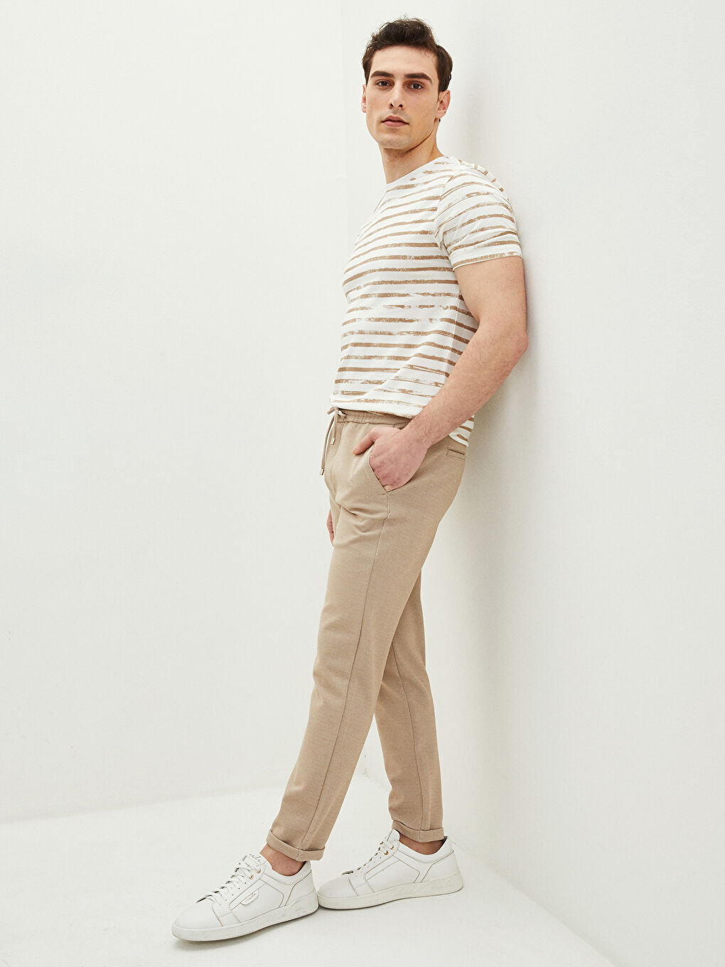 Bej Slim Fit Beli Bağlama Detaylı Erkek Pantolon