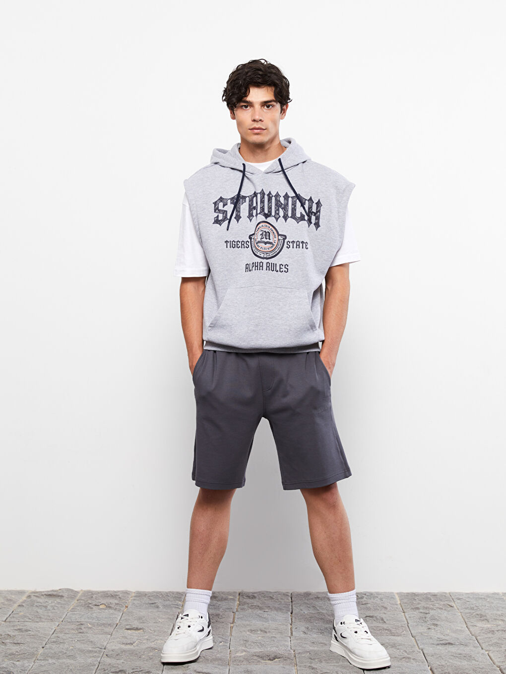 Standard Pattern Knitted Men's Shorts-2