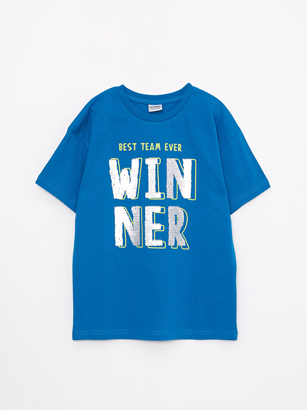 تيشيرت قطن اولاد ياقة دائرية مطبوع ومطرز بترتر على الجانبين كم قصير-1