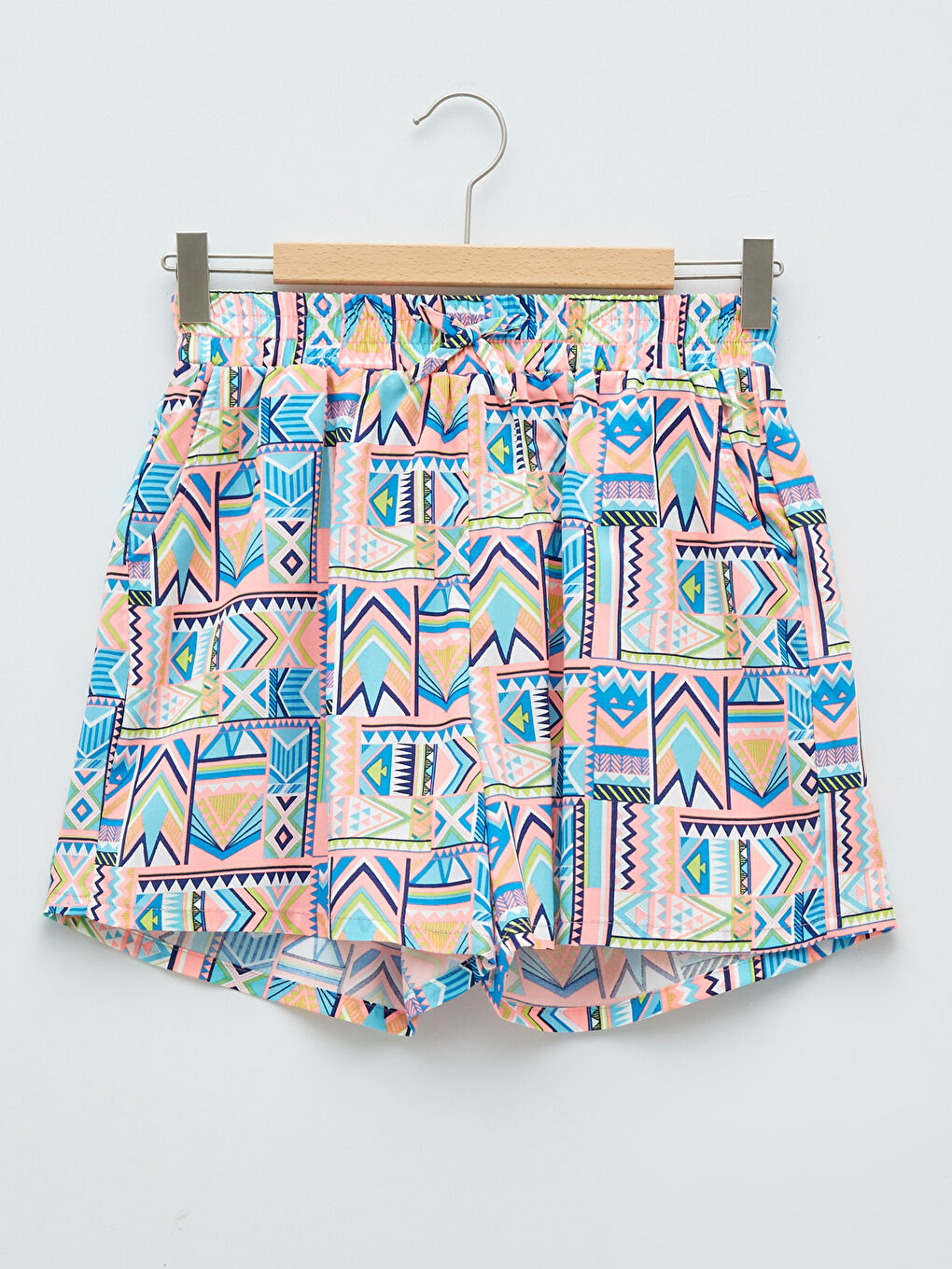 Шорты для девочек из вискозы с эластичной талией и узором
