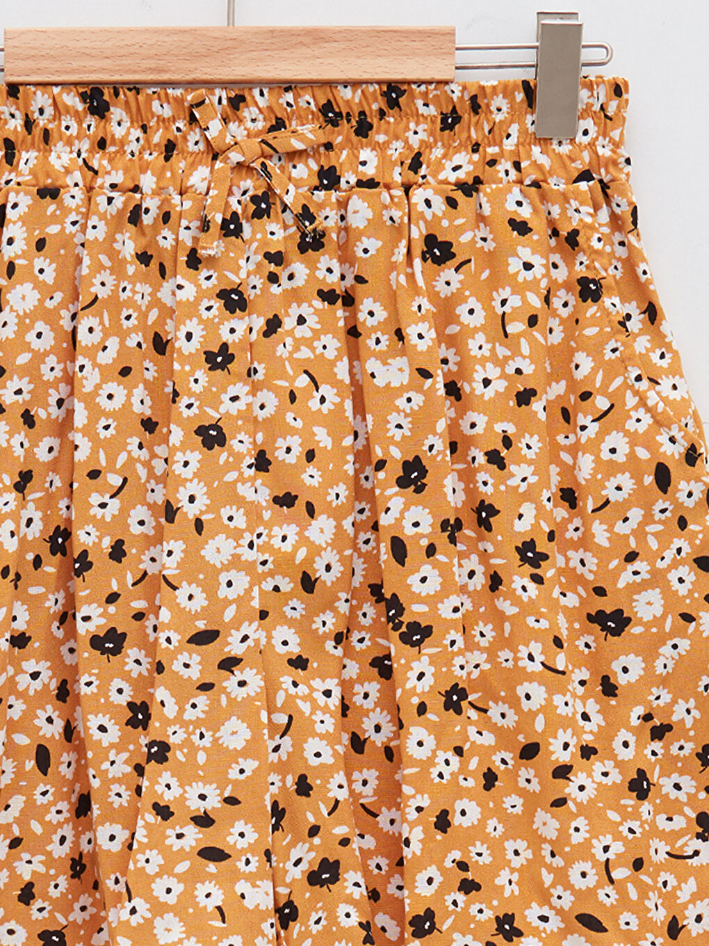 Shorts Fille en Viscose à Taille Élastique et Motif-2