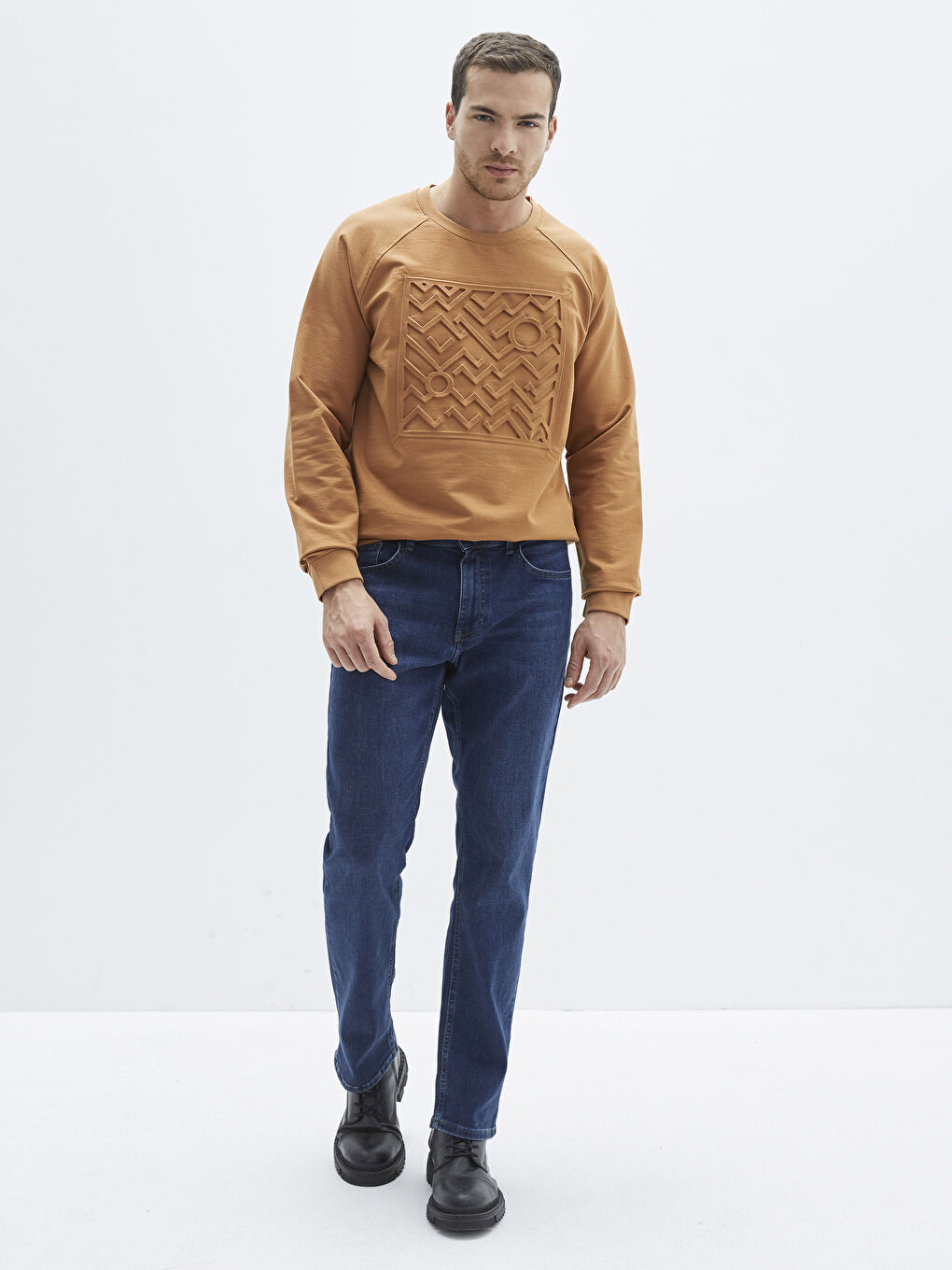 Kahverengi Bisiklet Yaka Uzun Kollu Baskılı Erkek Sweatshirt-2