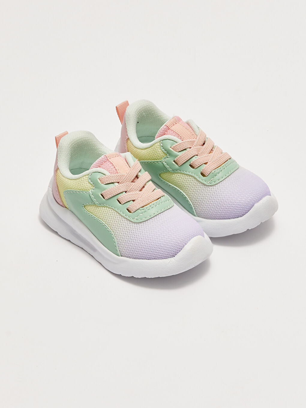 أحذية رياضية بناتي رضع برباط ونعل سميك للمشي