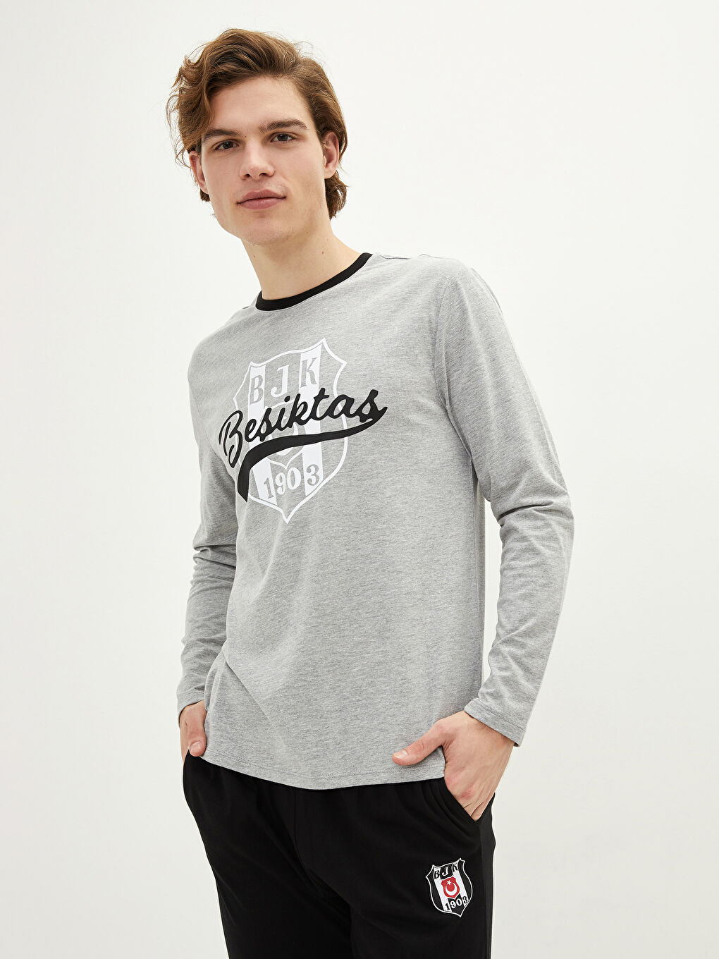 Gri Standart Kalıp Beşiktaş Baskılı Erkek Taraftar Pijama Takımı-2