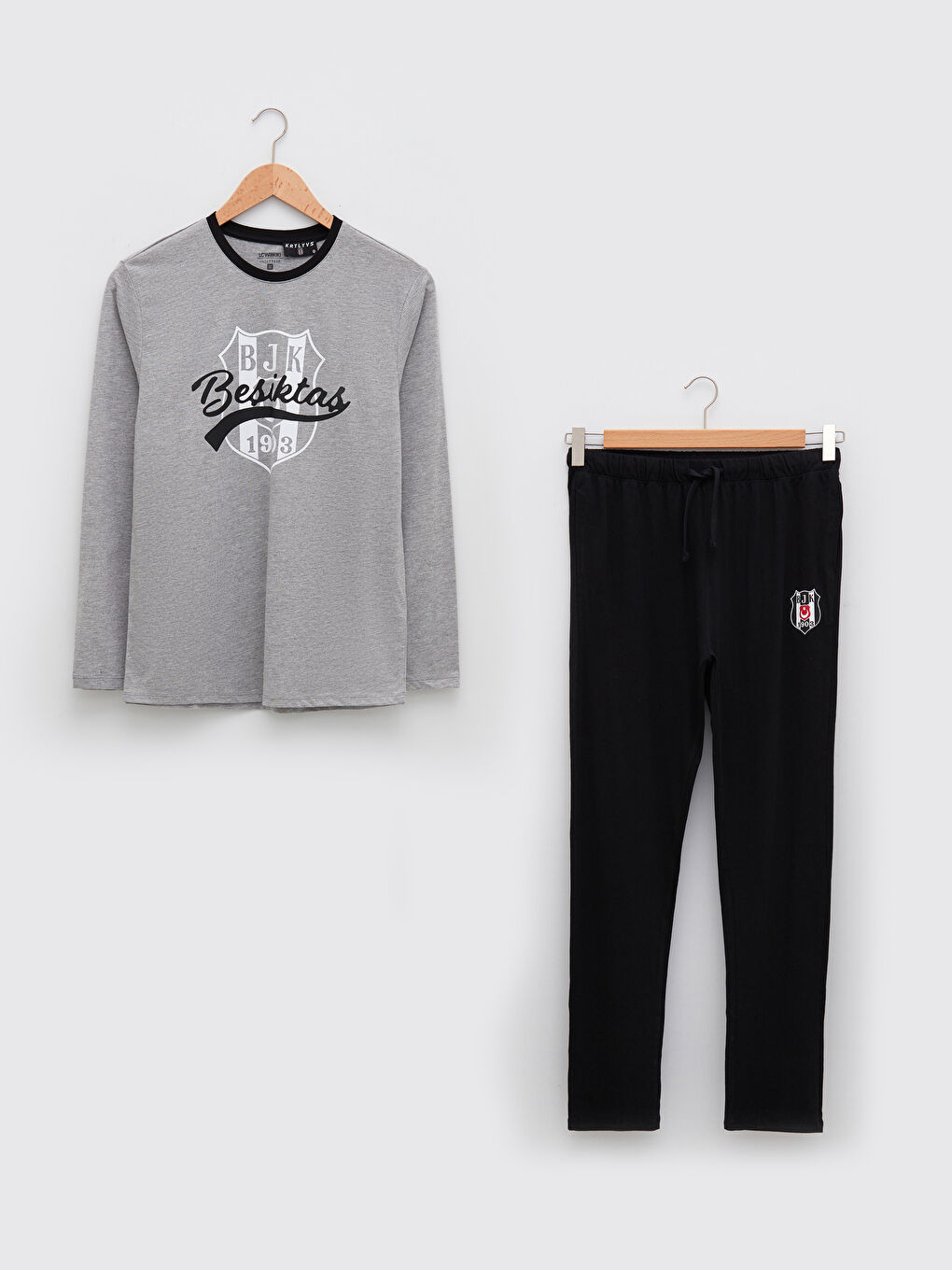 Gri Standart Kalıp Beşiktaş Baskılı Erkek Taraftar Pijama Takımı-5