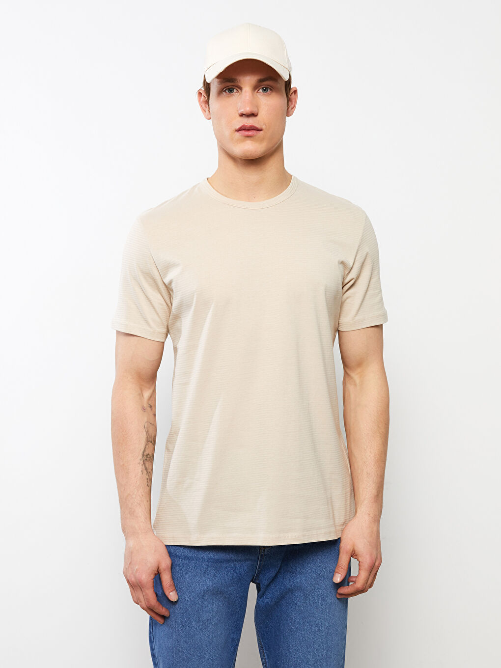Bej Bisiklet Yaka Kısa Kollu Basic Penye Erkek Tişört