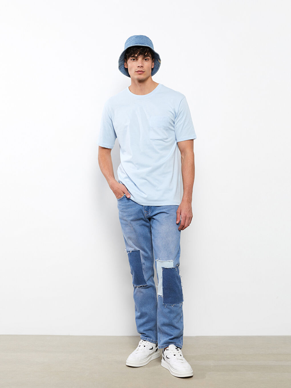 Mavi Oversize Bisiklet Yaka Kısa Kollu Penye Erkek Tişört-1