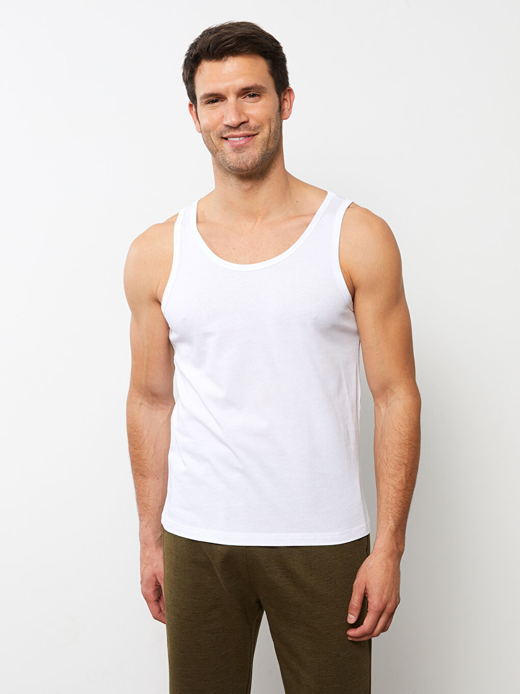 Athlète Basique en Coton à Col Rond pour Hommes-1