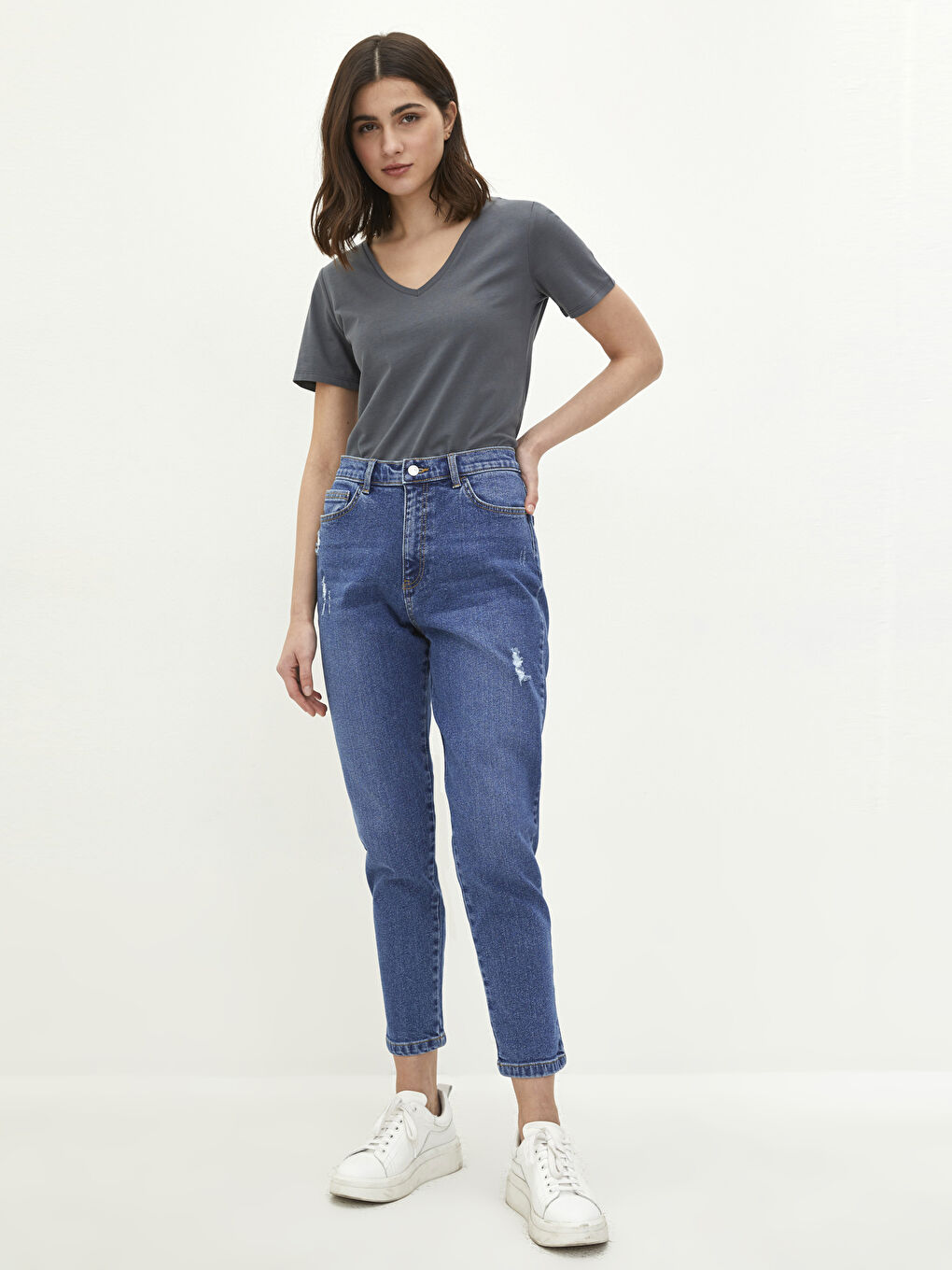 V-Neck Plain Short Sleeve Women's T-Shirt-2