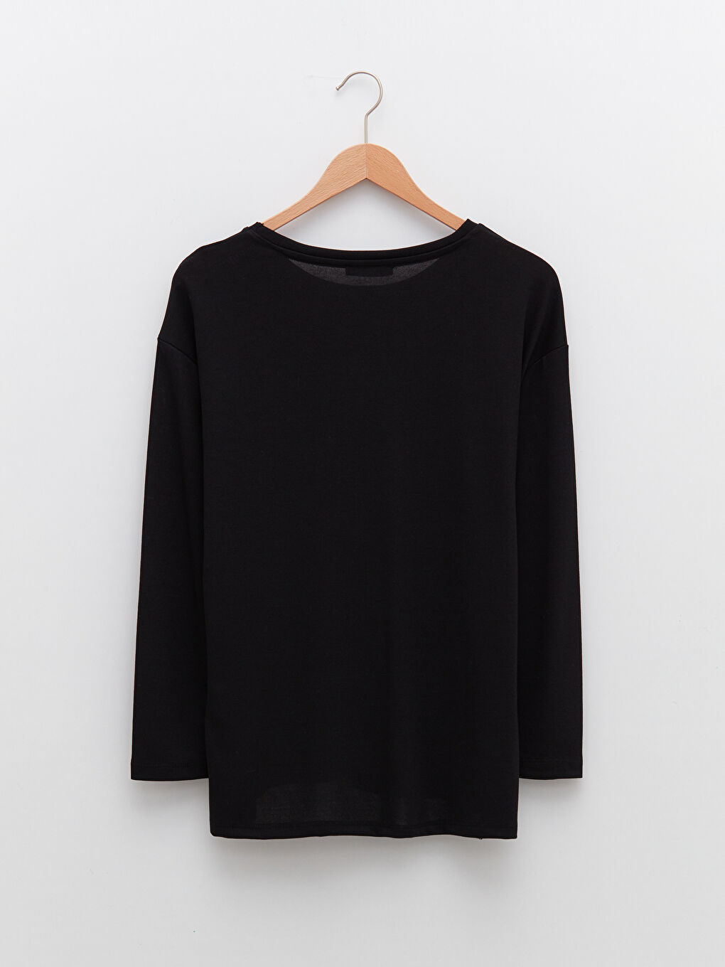 Siyah Bisiklet Yaka Pul Payet İşlemeli Kadın Tişört-6