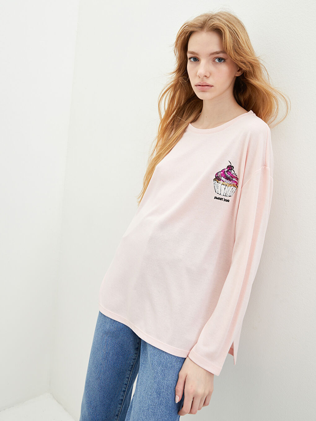 Crew Neck Sequin Embellished Women's T-Shirt-1