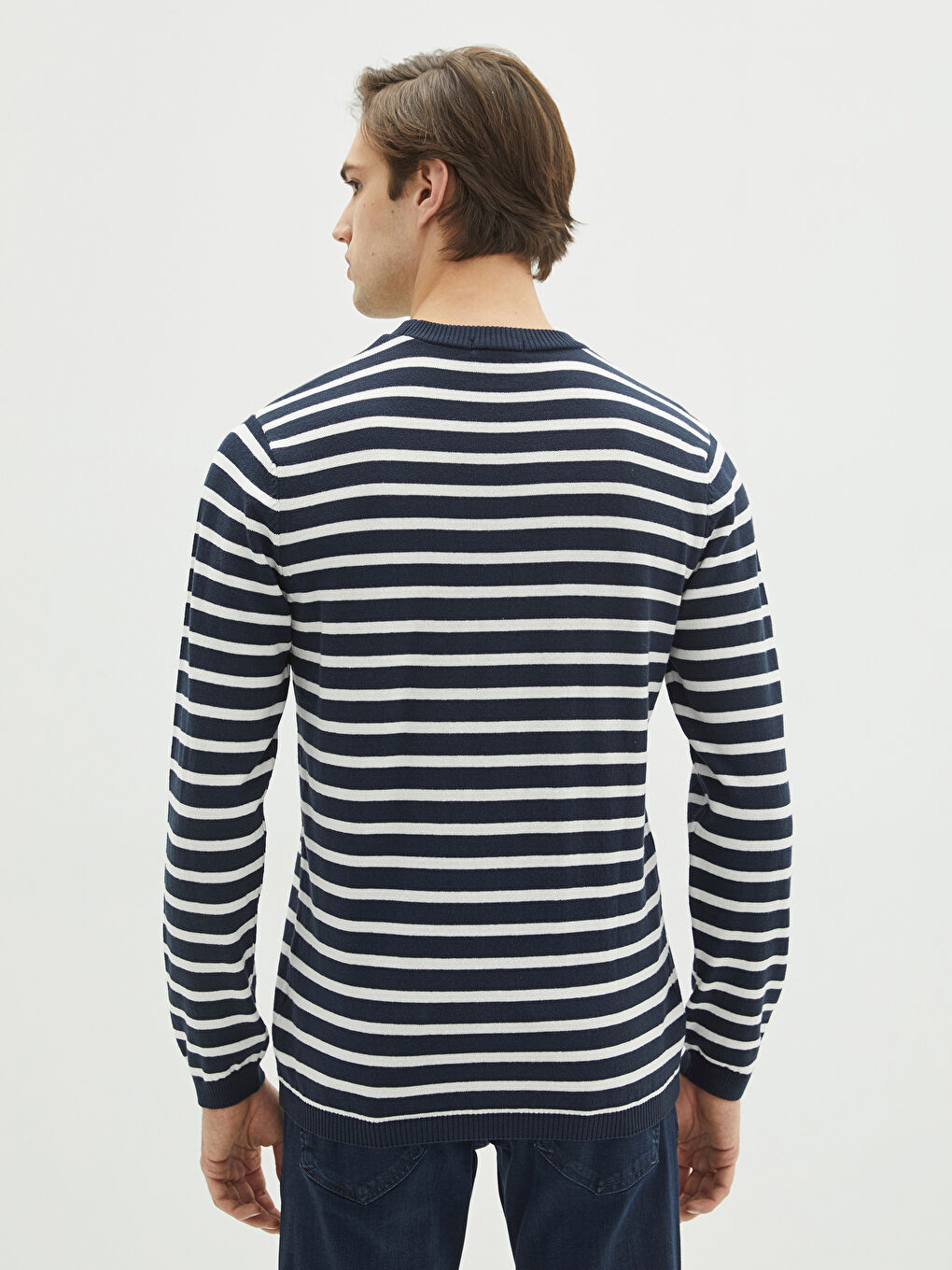 Pull-over en Tricot à Rayures pour Hommes à Col Rond et Manches Longues-4