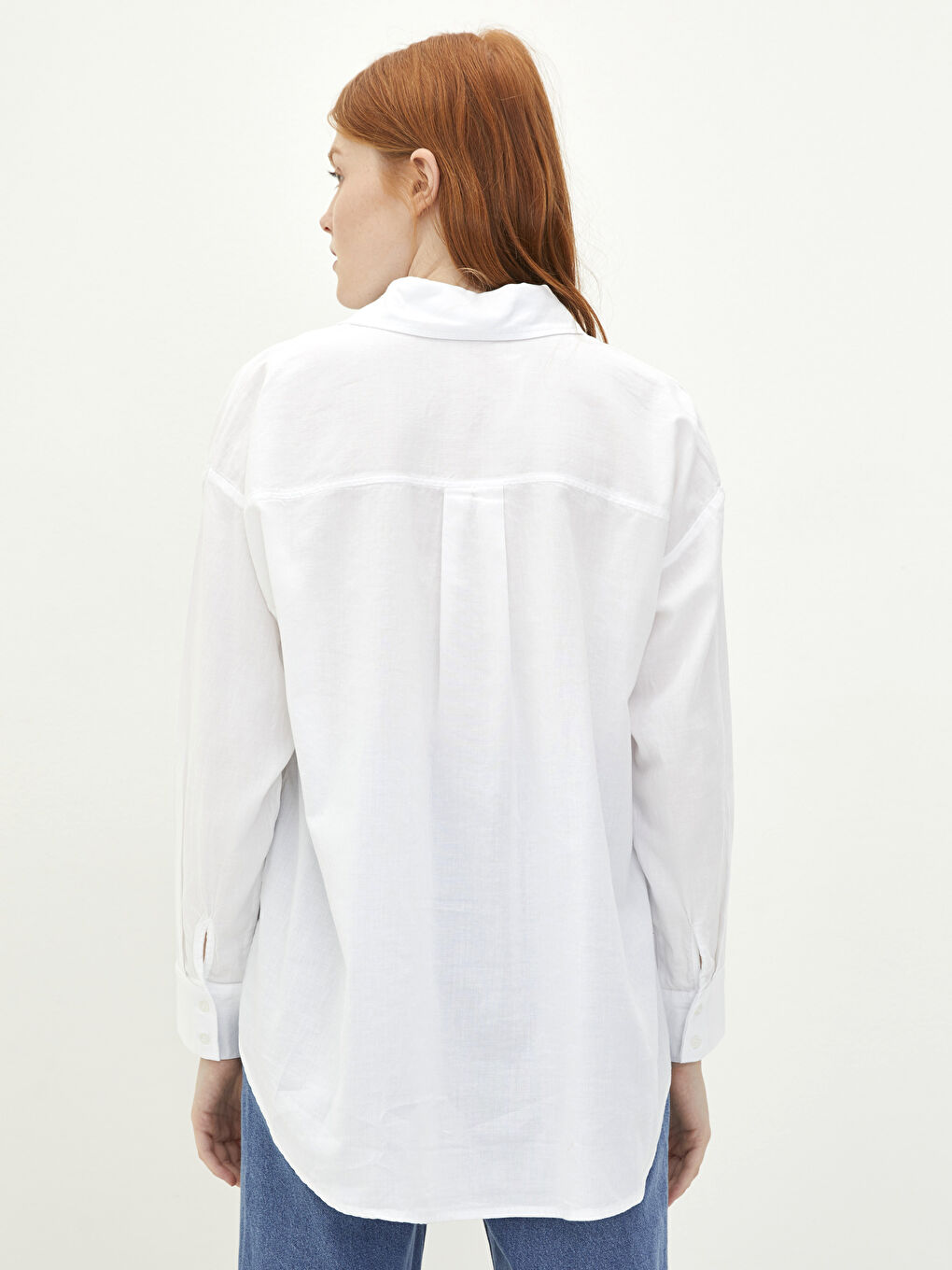 Beyaz Önden Düğme Kapamalı Düz Uzun Kollu Poplin Kadın Gömlek-4