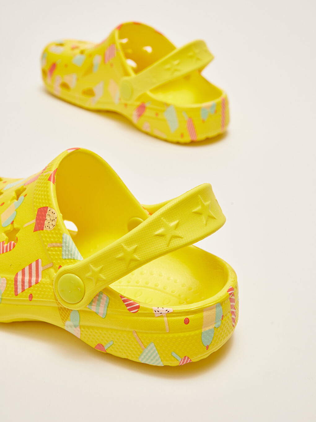 LCW STEPS Отпечатани сандали за момичета -S28743Z4-S1G