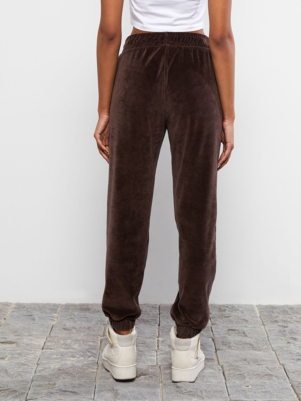 بنطلون رياضي قطيفة بوسط مطاطي عادي للسيدات-4