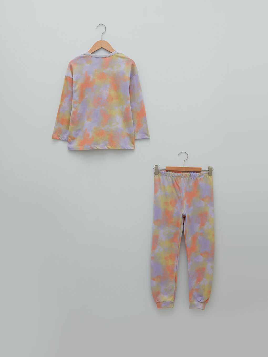 Beyaz Bisiklet Yaka Baskılı Uzun Kollu Kız Çocuk Pijama Takımı-1