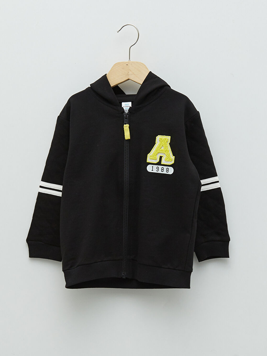 LCW baby Siyah Kapüşonlu Uzun Kollu Baskılı Erkek Bebek Fermuarlı Sweatshirt